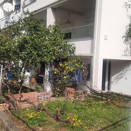 Apartman Lea Tučepi Exterior foto